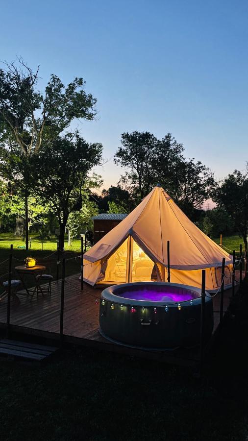 Green Garden Glamping Retezat Balan  Exterior photo