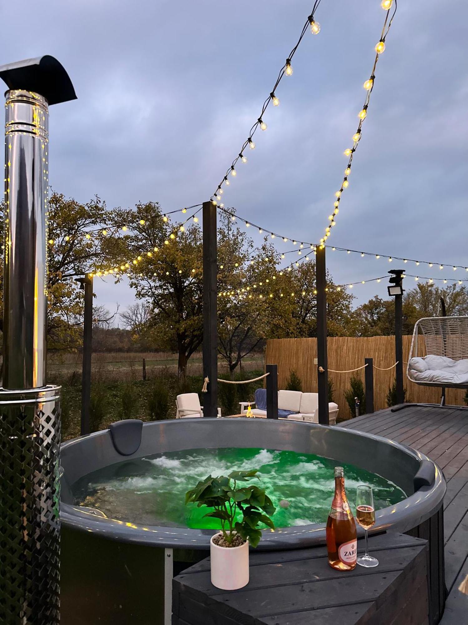 Green Garden Glamping Retezat Balan  Exterior photo